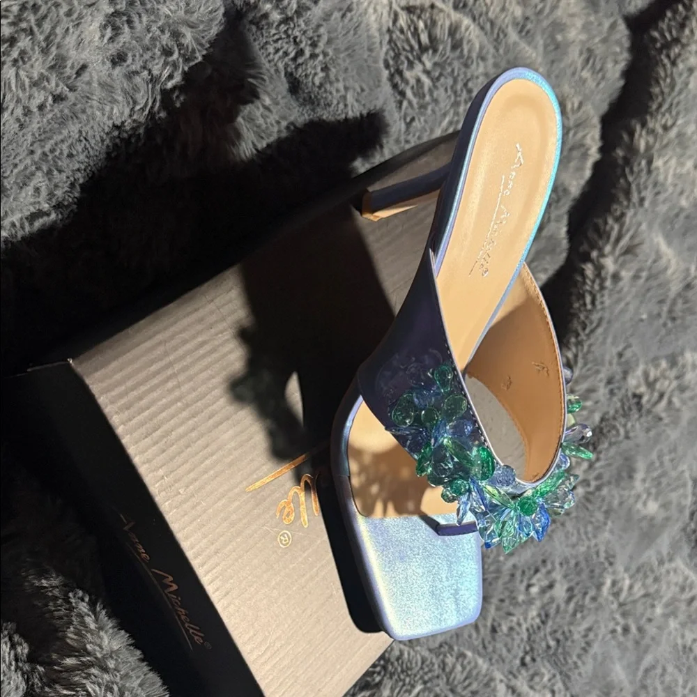 Anne Michelle Elegant Blue Heels with Green Embellishments - Picture 5 of 6